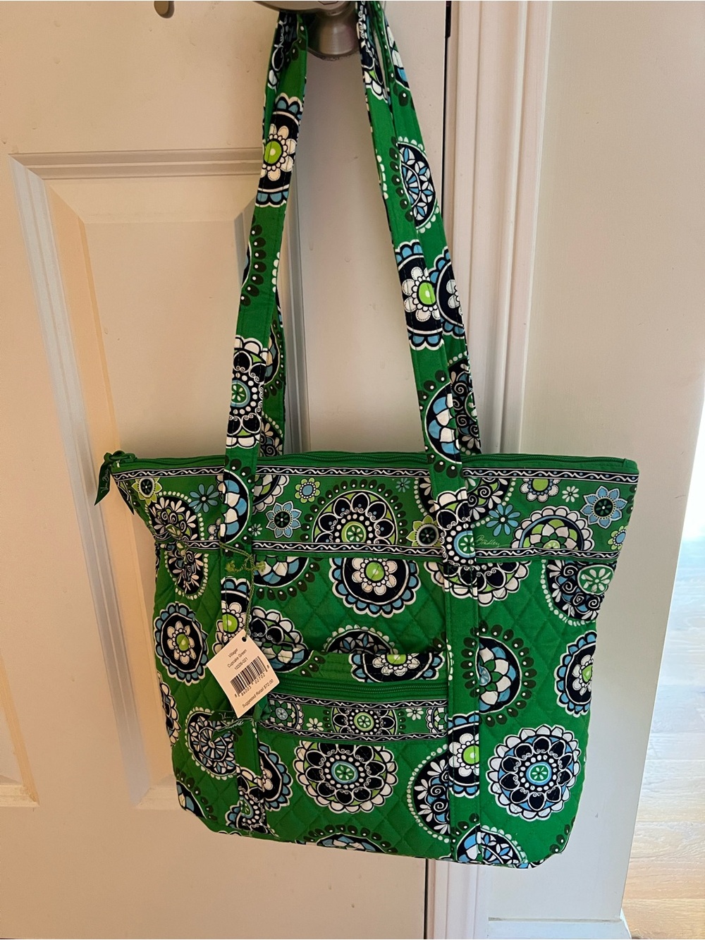 Vera Bradley Cupcakes Green Villager Tote NWT
